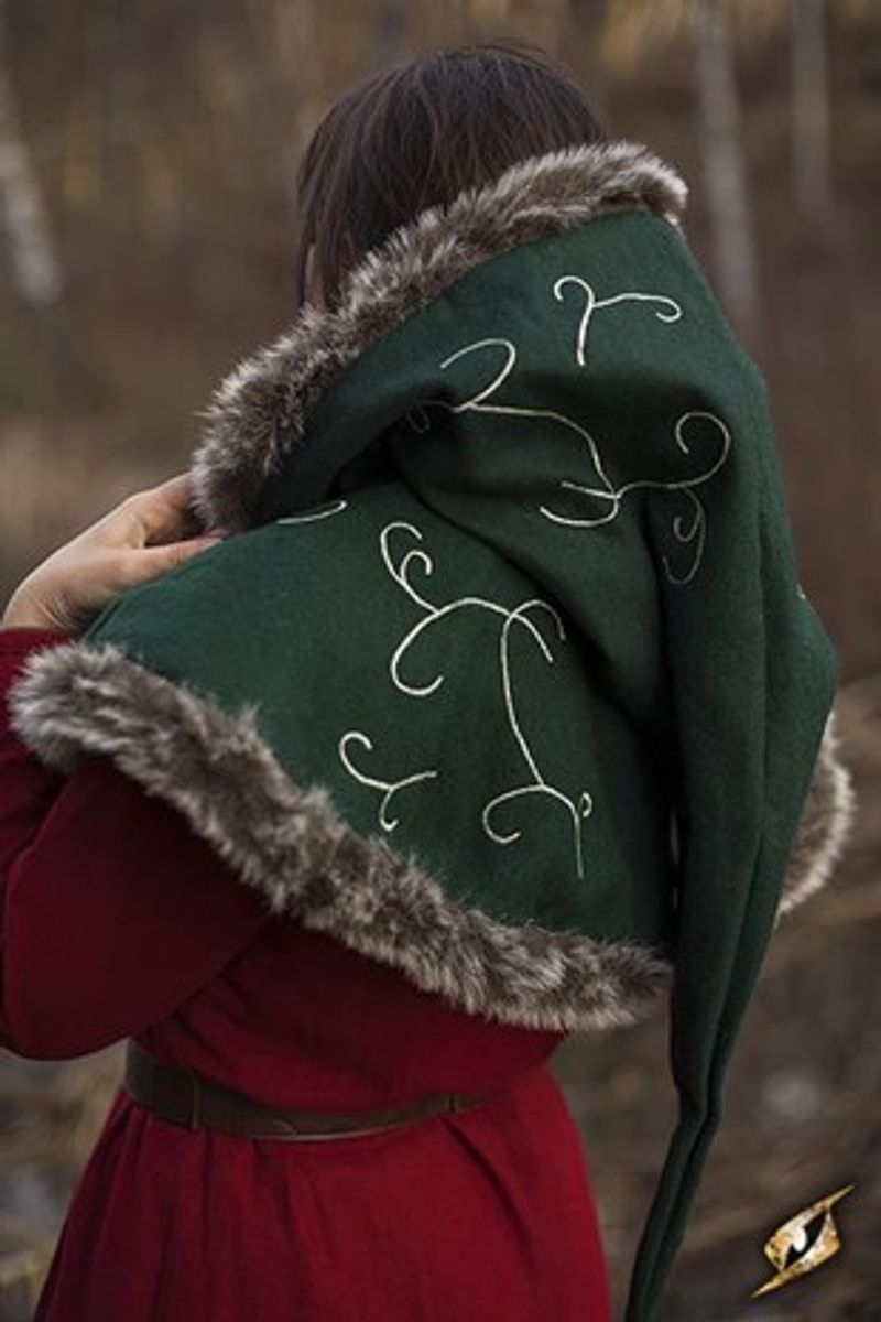 Hood -Fur Dark Green